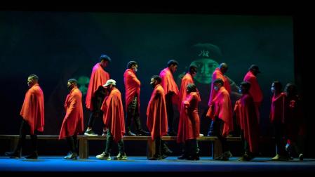 Un momento de la obra de teatro 'Una mochila, una vida'