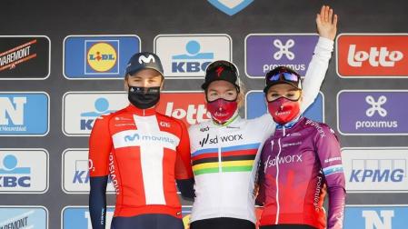 La joven danesa Norsgaard (Movistar Team), segunda en el Omloop Het Nieuwsblad