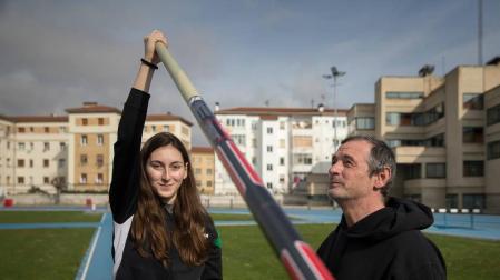 Miren Bartolomé y Francis Hernández, un dúo que vuela de la mano
