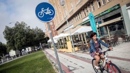 La oposición pide el carril bici a Mendebaldea que prevén los presupuestos