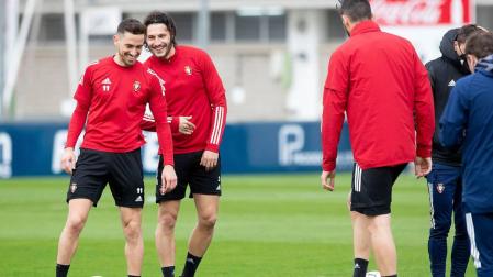 Osasuna regresa al trabajo sin Adrián