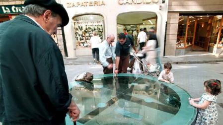El ayuntamiento analizará si cubre con cristal el pozo de Zapatería