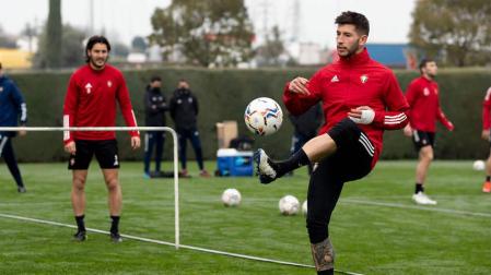 La plantilla de Osasuna carga las pilas antes del último esfuerzo