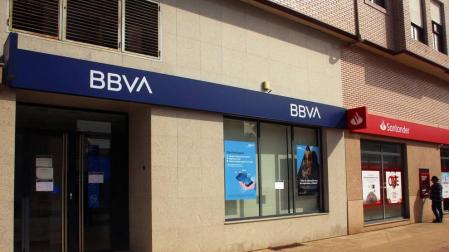 Atracan una sucursal del BBVA en Ponferrada y se fugan con 200.000€ de botín
