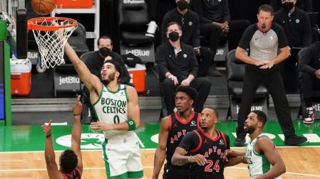 Imparables Suns, Celtics y Nuggets en el ecuador de la temporada