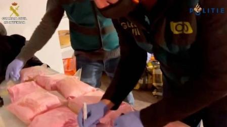 Un triple golpe acaba con el mayor alijo de 2CB intervenido en España