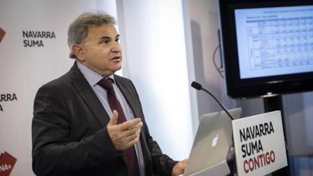 Pedro González (Navarra Suma) retira sus palabras sobre Irene Montero en el Parlamento foral