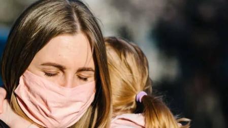 Las familias, el mejor 'colchón' para amortiguar el impacto emocional de la pandemia en la infancia