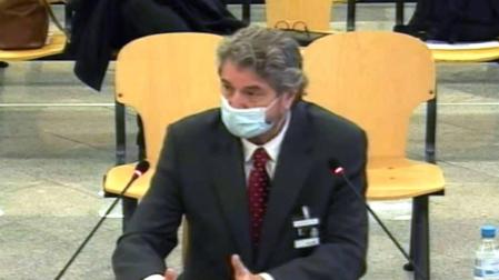 Un exgerente del PP, sobre Bárcenas: "Me lanzó un mechero por cuestionarle ante Rajoy"