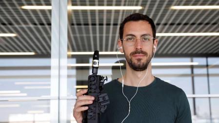 Ramón Mañas, impulsor del Travel Sax, el saxofón electrónico más pequeño del mercado, con sello español.