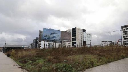 Un hotel que ocupará casi una manzana completa, una residencia de estudiantes y otra para personas mayores se van a repartir a lo largo de la avenida Juan Pablo II