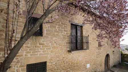 Vivienda a reformar en un terreno de 780 m2 con edificabilidad