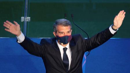 Laporta, en su investidura: "Solo Dios sabe lo que me ha costado llegar aquí"