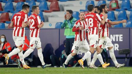 Berenguer y Raúl García meten al Athletic en la final de Copa