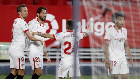 El Sevilla consolida la cuarta plaza ante el Elche