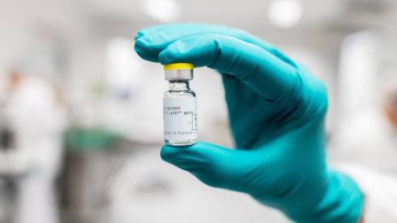 EE UU da la autorización final a la vacuna monodosis anticovid de Johnson & Johnson