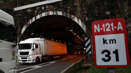 Alcaldes remiten al Gobierno foral a La Rioja para regular la N-121-A
