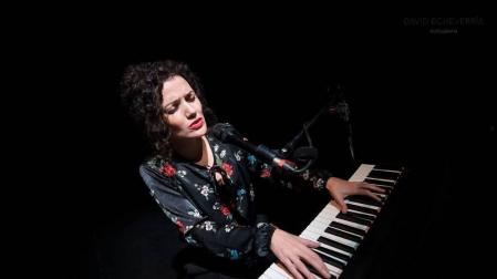 Sheila Blanco: “¡Hay tantas poetas a las que no les ha cantado nadie!”
