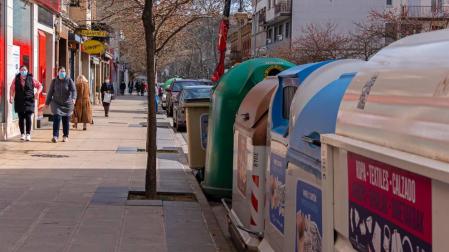Multas de 600 a 3.000 € por dejar voluminosos al pie del contenedor