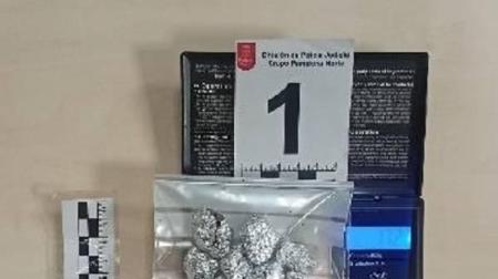 Detenido un menor en Pamplona por tráfico de drogas.