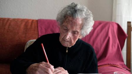 La abuela de Navarra, de 110 años, sigue sin vacunar