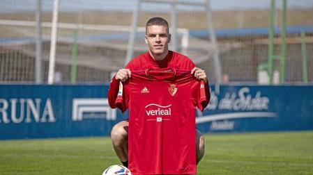 Osasuna renueva a Diego Moreno, su lateral derecho de futuro