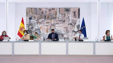 El presidente del Gobierno, Pedro Sánchez preside el Consejo de ministros