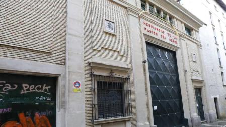 Los locales de la Hermandad de la Pasión en la calle Dormitalería de Pamplona.