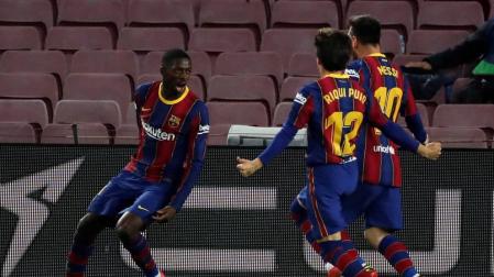 Ousmane Dembélé celebra su gol, primero y único del Barcelona ante el Valladolid