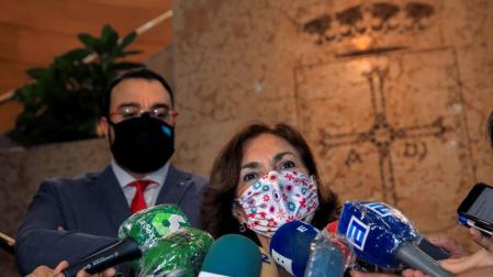 Calvo: "El rey emérito no huye de nada, no está inmerso en ninguna causa"