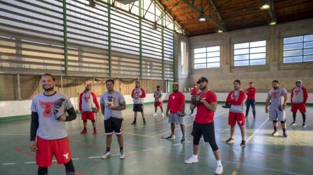 Los clubes navarros, con los guantes preparados