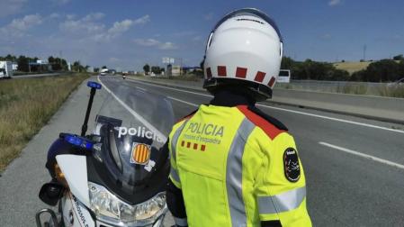 Hallan el cadáver de un hombre en el maletero de su coche en Roses