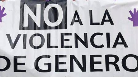 El 016 atendió el año pasado 744 llamadas desde Navarra, un centenar más que en 2019