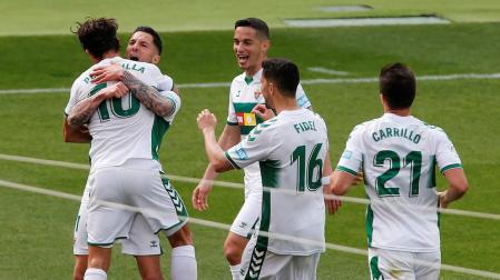 El Elche solo ha logrado una victoria ante Osasuna en El Sadar