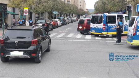 Denunciado un conductor en Pamplona por positivo en alcohol y cuatro drogas tras sufrir un accidente