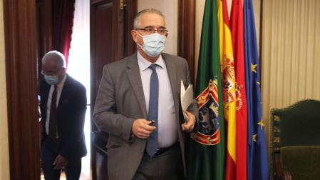 El Ayuntamiento aprueba gestionar el Servicio de Atención a Domicilio desde una empresa pública