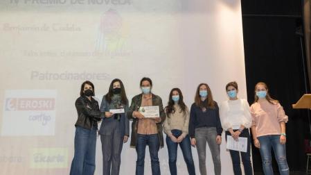 Santiago Lorenzo recibe el Premio de Novela IES Benjamín de Tudela