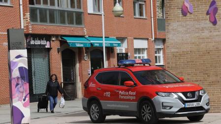 Un vehículo de Policía Foral, en Zizur Mayor.