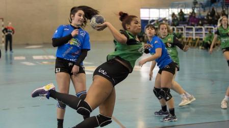 El conjunto villavés de Gurpea Beti Onak han superado al Basauri (24-14)