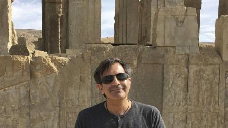 José Soto, historiador y escritor ciego: "Imprimo en el texto mis ganas de ver"