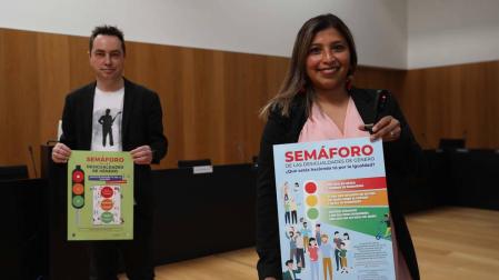 José Miguel Bernal, edil de Participación Ciudadana, y Juliana Anchundia, concejal de Igualdad.