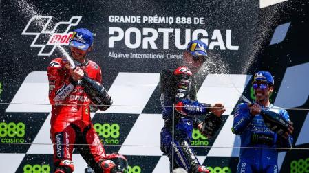 Quartararo vence y asalta el liderato en la emotiva vuelta de Márquez