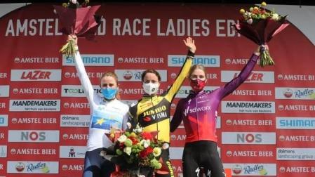 Annemiek van Vleuten (Movistar), tercera en la Amstel Gold Race