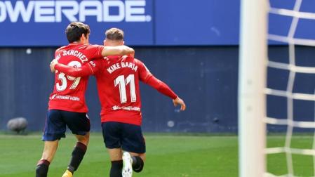 Imágenes del partido Osasuna-Elche disputado en El Sadar.