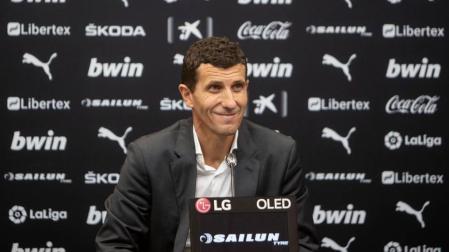 Javi Gracia, en la sala de prensa del Valencia.