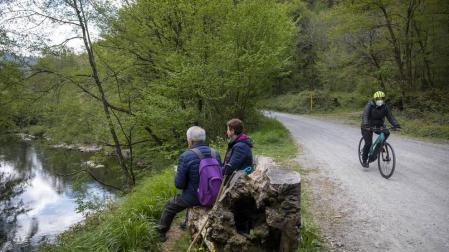 Imágenes del suplemento de Diario de Navarra publicado el domingo 25 de abril de 2021.