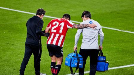 Capa sufre una rotura parcial en el ligamento interno de la rodilla derecha