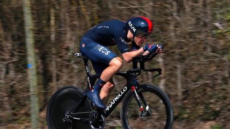 Rohan Dennis, primer líder en Romandía, y Herrada, mejor español en el prólogo