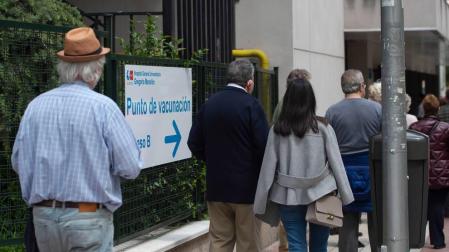 Sanidad notifica 8.665 casos y 88 muertes, con la incidencia descendiendo levemente a 230