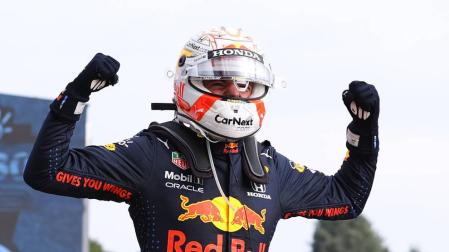 Verstappen gana el GP de la Emilia Romaña